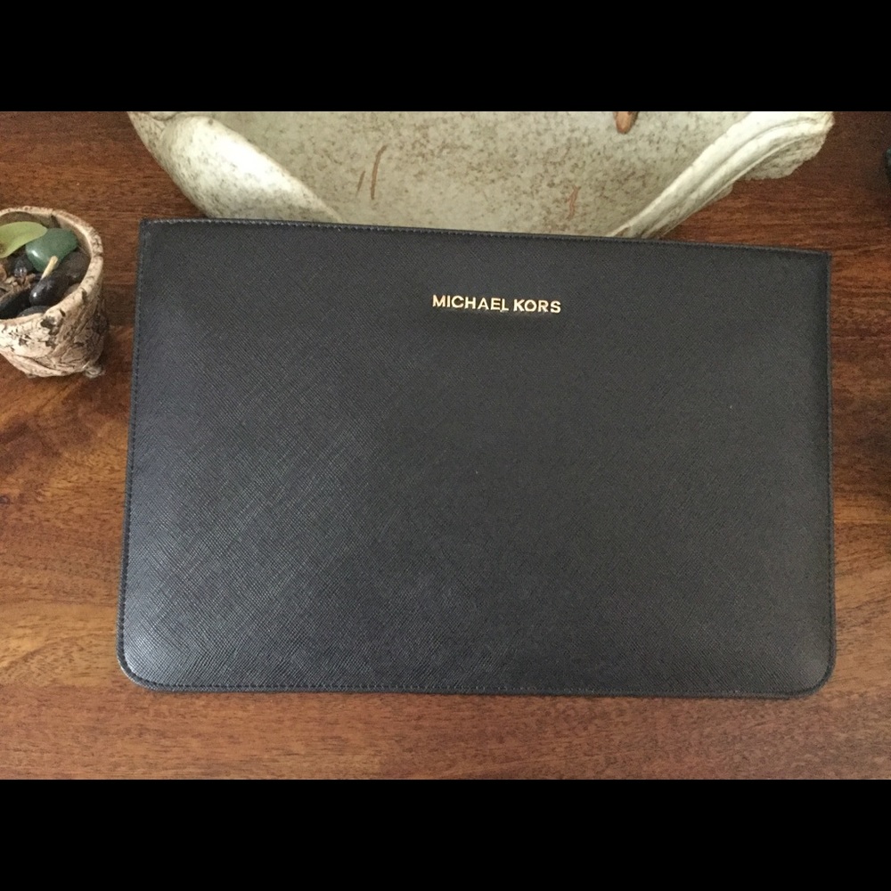 New Michael Kors MacBook Air Sleeve 11” Black